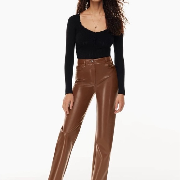 Aritzia Pants - NEW⭐️Aritzia Cognac Melina Pants♥️